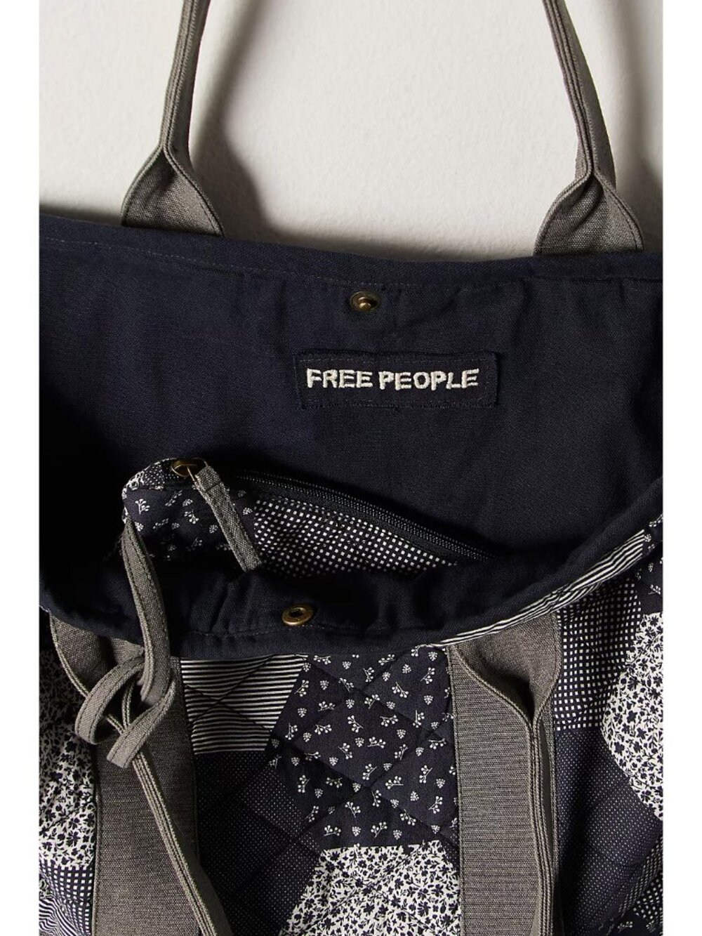 FREE PEOPLE Pippa Patchwork Tote / Blue Combo - Picture 11 of 11